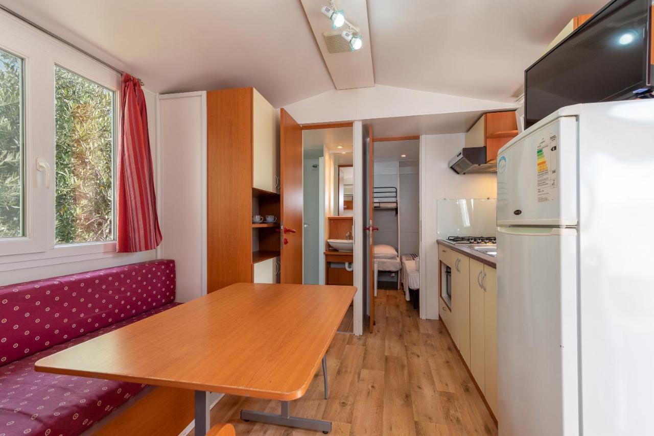 'Olive Grove' Camping House-Near The Beach Divulje Dış mekan fotoğraf