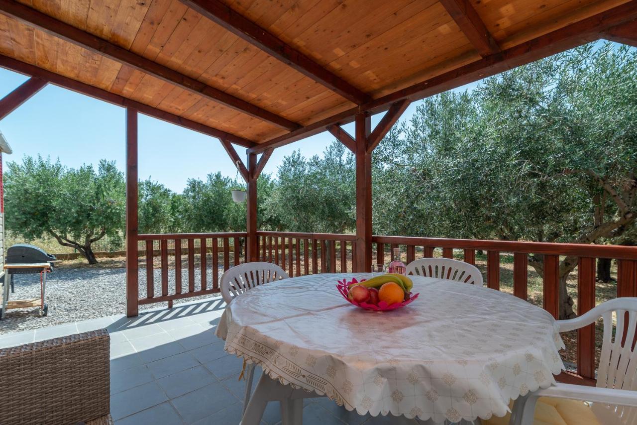 'Olive Grove' Camping House-Near The Beach Divulje Dış mekan fotoğraf