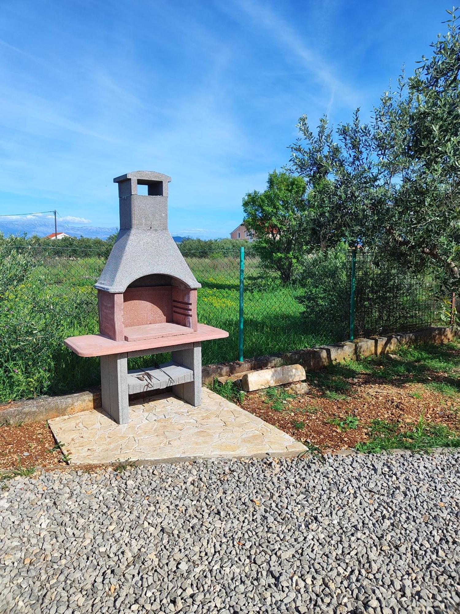 'Olive Grove' Camping House-Near The Beach Divulje Dış mekan fotoğraf